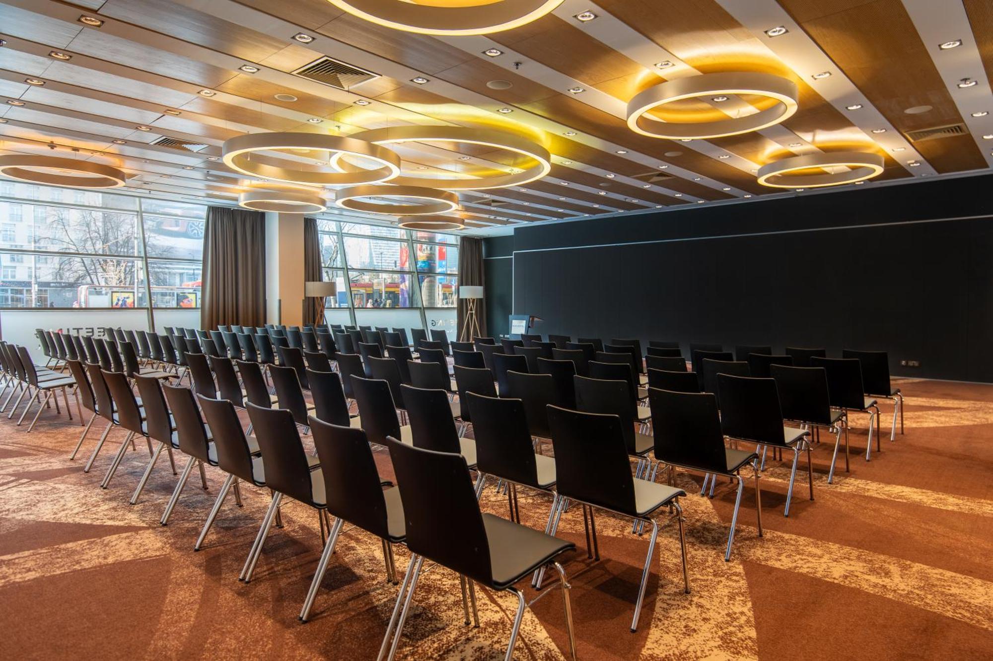 Novotel Warszawa Centrum Esterno foto The conference hall