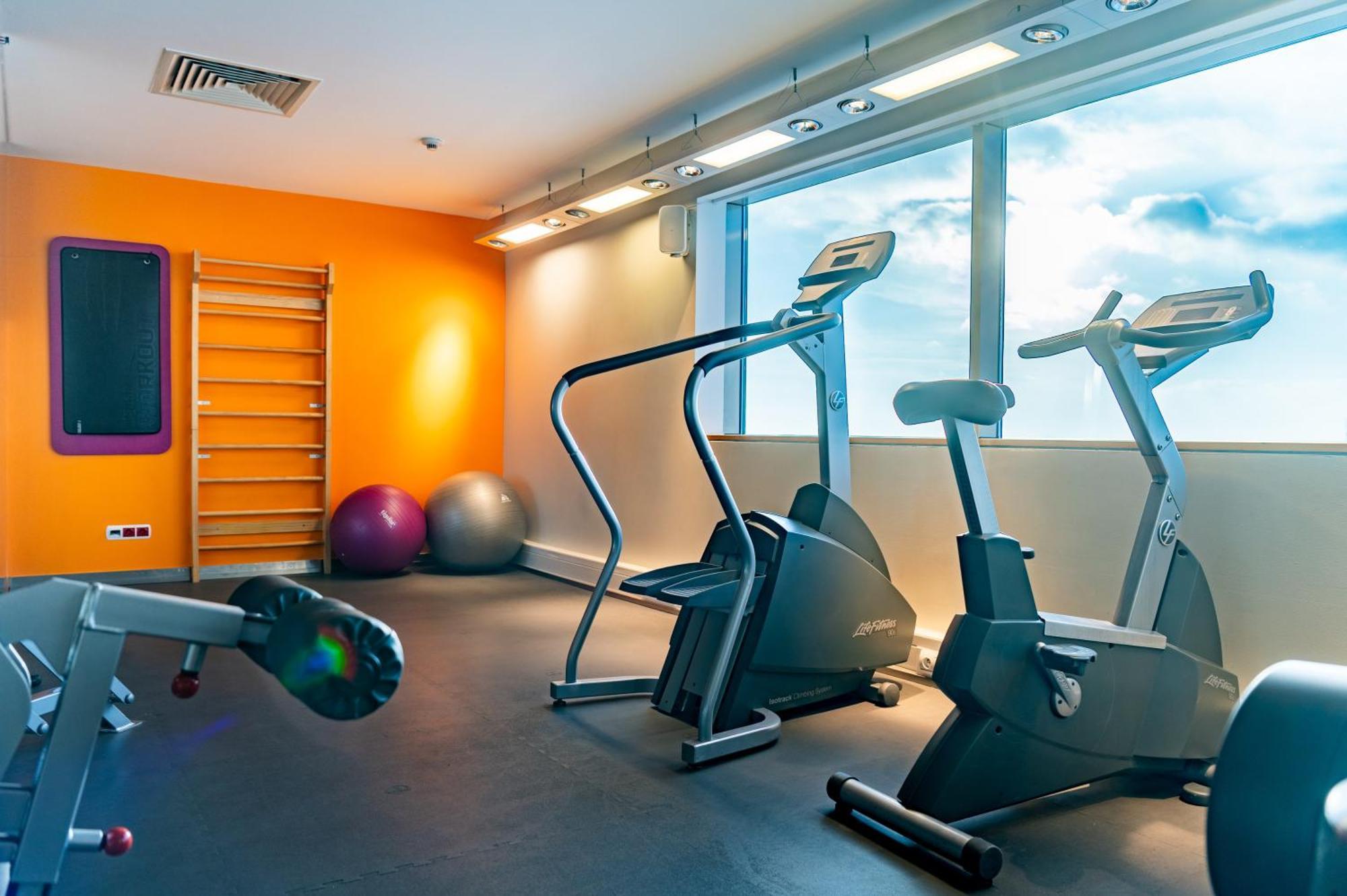 Novotel Warszawa Centrum Esterno foto Fitness room