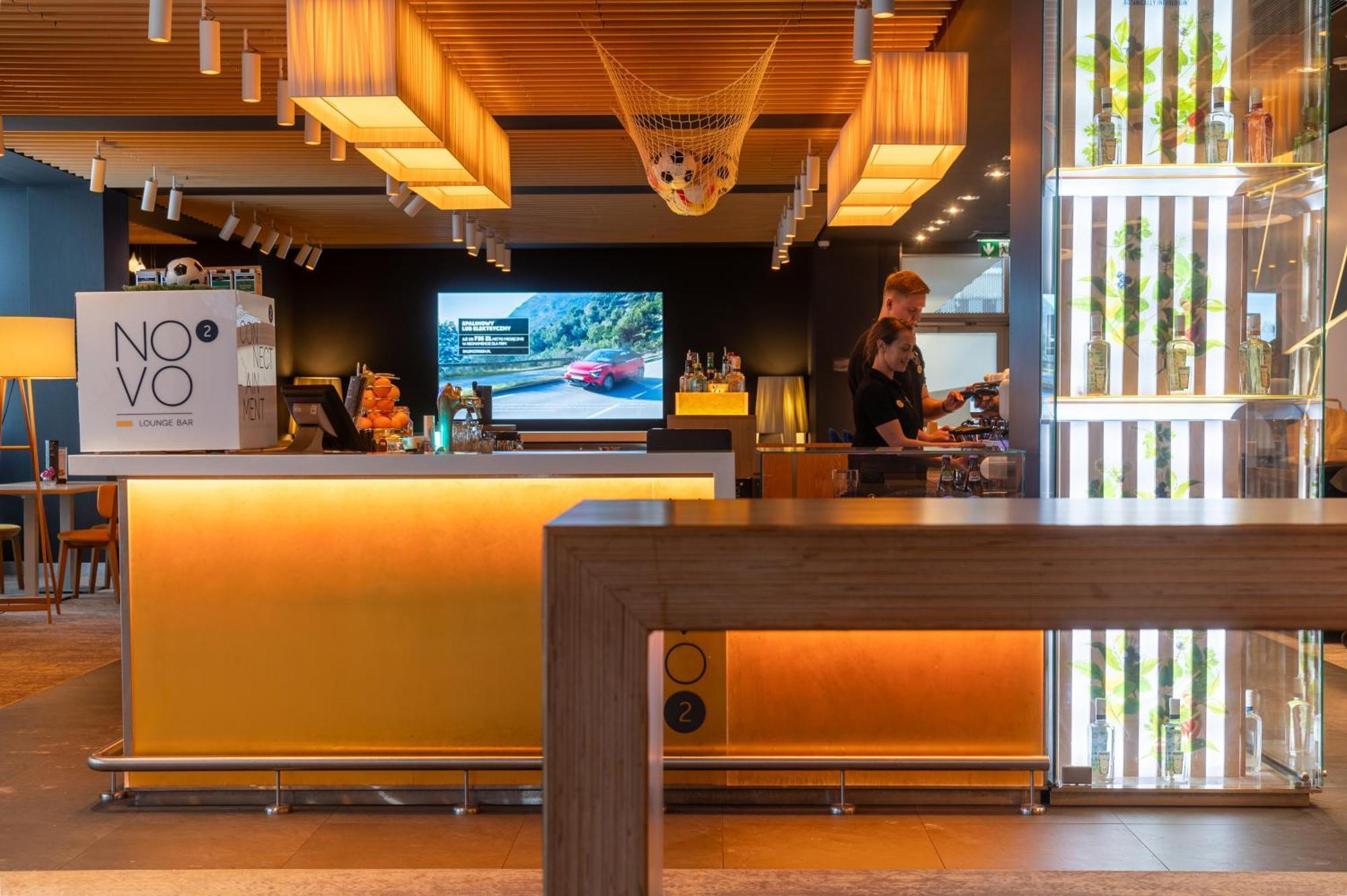 Novotel Warszawa Centrum Esterno foto Novo lounge bar