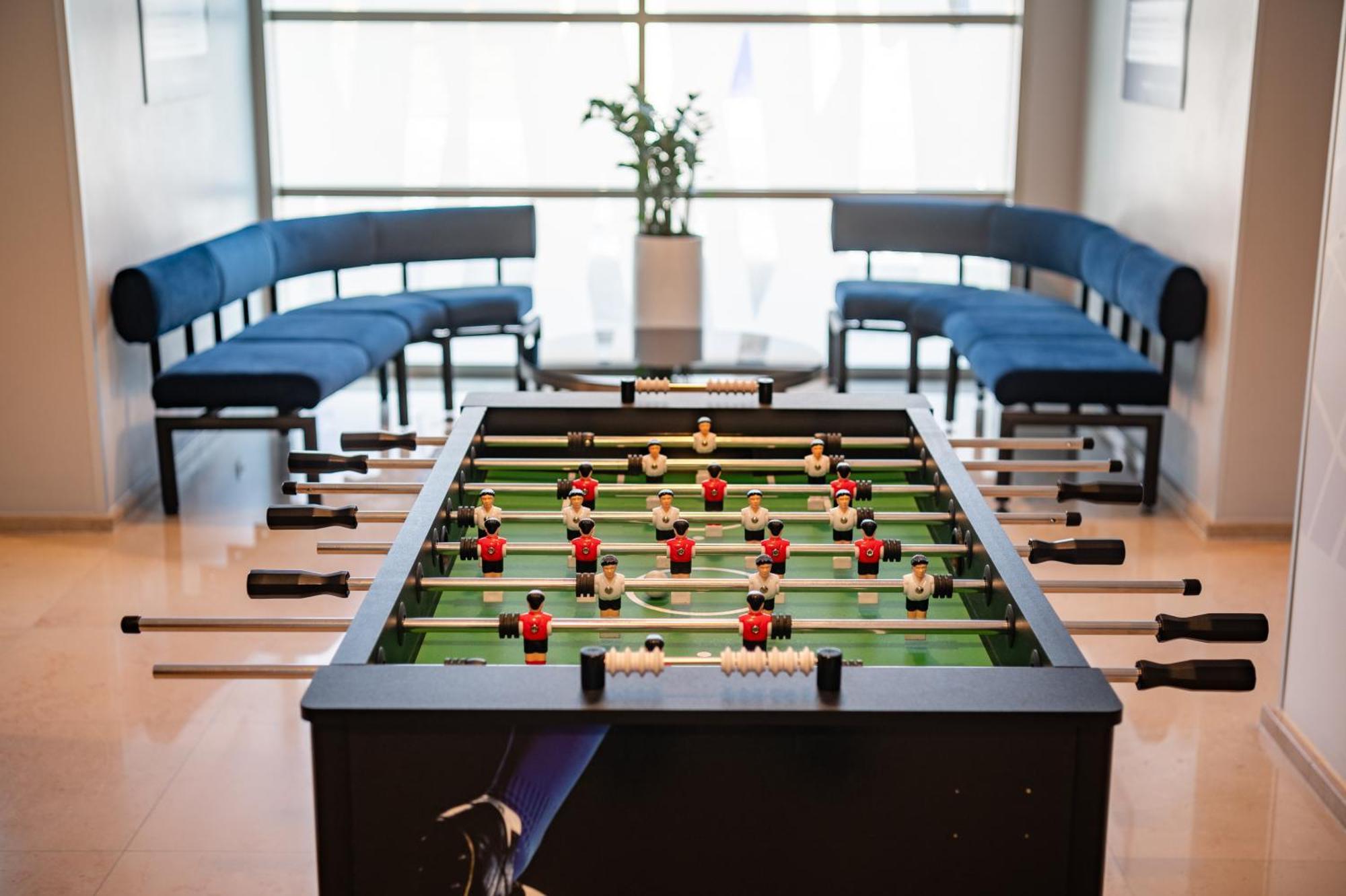 Novotel Warszawa Centrum Esterno foto "The table football game at the hotel"