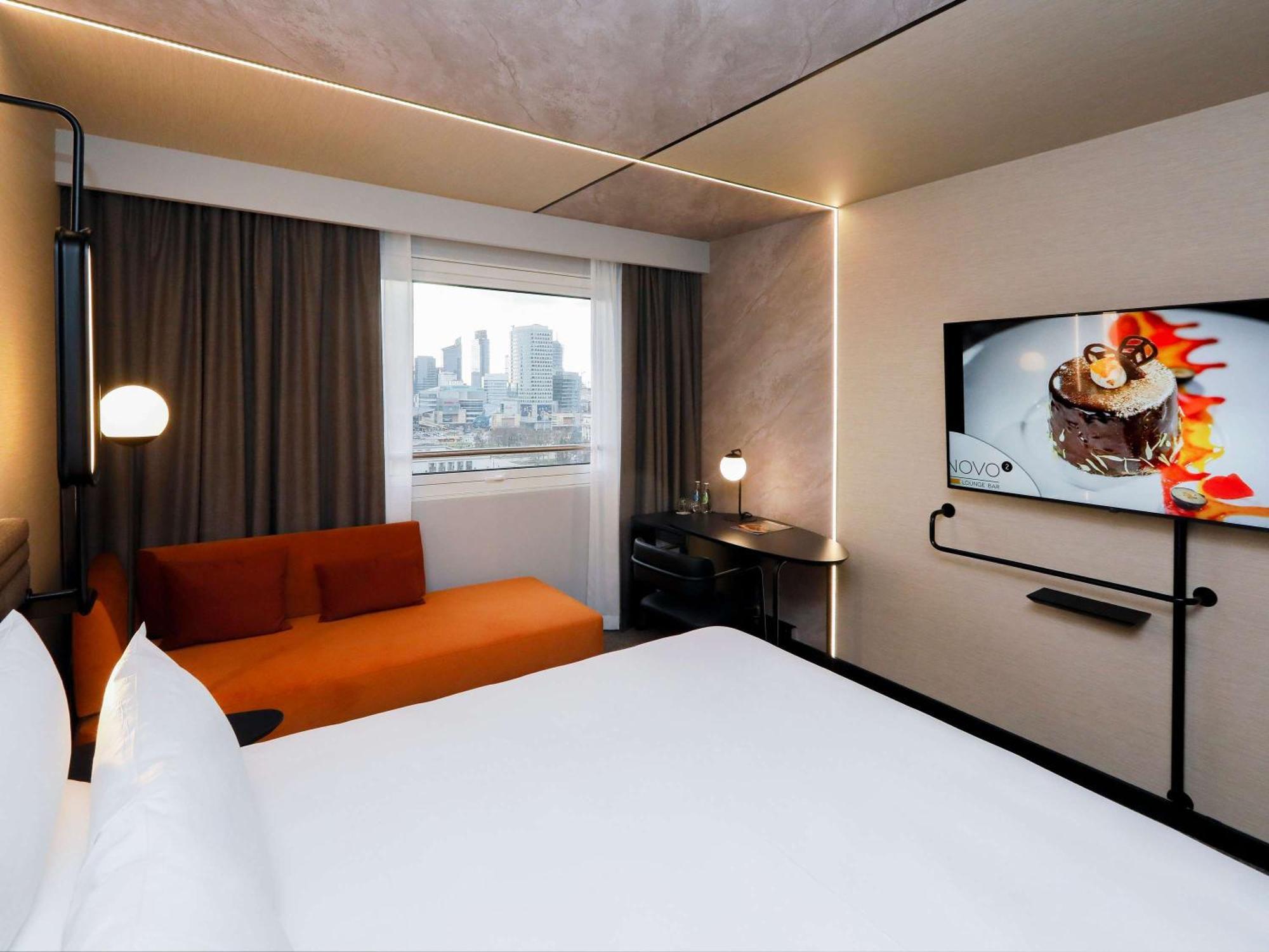 Novotel Warszawa Centrum Esterno foto NOVO Lisboa